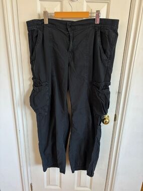 H&M cargo black comfy pants * accepting offers